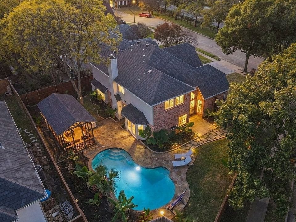 Mansions & Co property at dusk